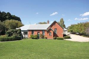Woodend Old School House Bed and Breakfast - Accommodation Port Hedland